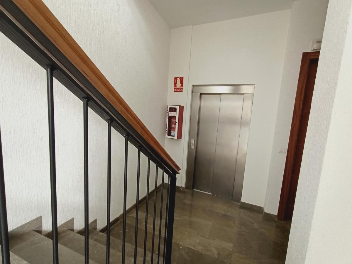Apartamento Nueva Del Santisimo Γρανάδα Εξωτερικό φωτογραφία